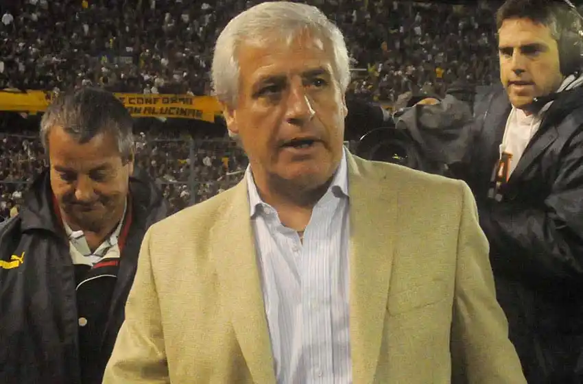 Falleció el ex entrenador de Central Héctor Rivoira