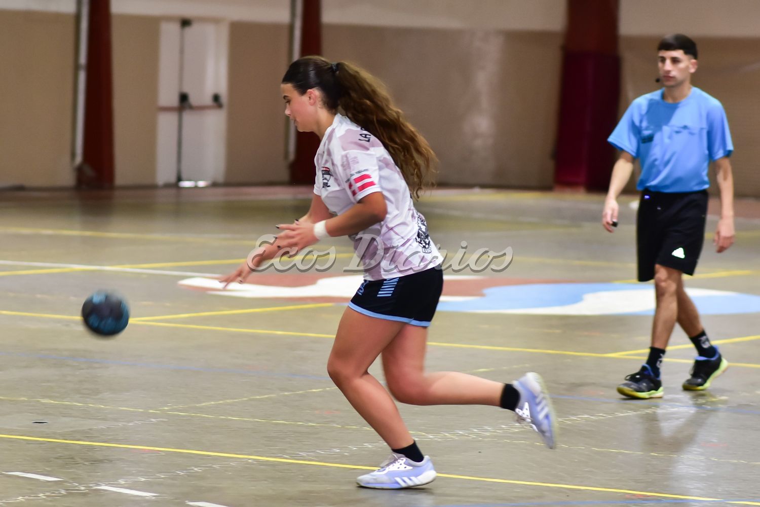 Altamira enfrentó a Once Unidos. Hubo presencia de las categorías femeninas