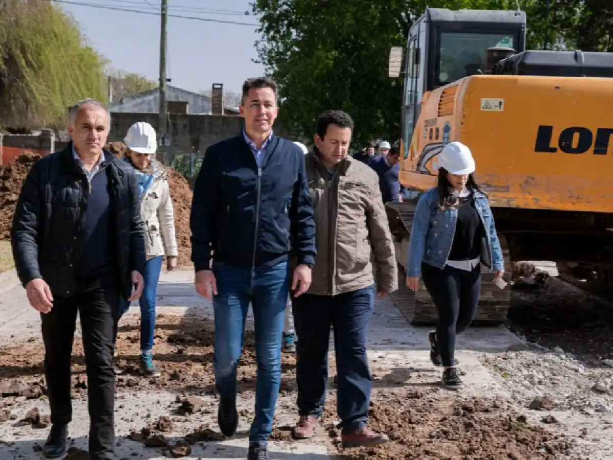 Manuel Calvo supervisó el avance de obras en el departamento San Justo