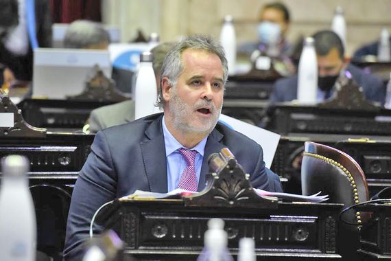 El "Topo" Rodríguez aseguró que pronto estará disponible el cuadro tarifario de gas con descuentos