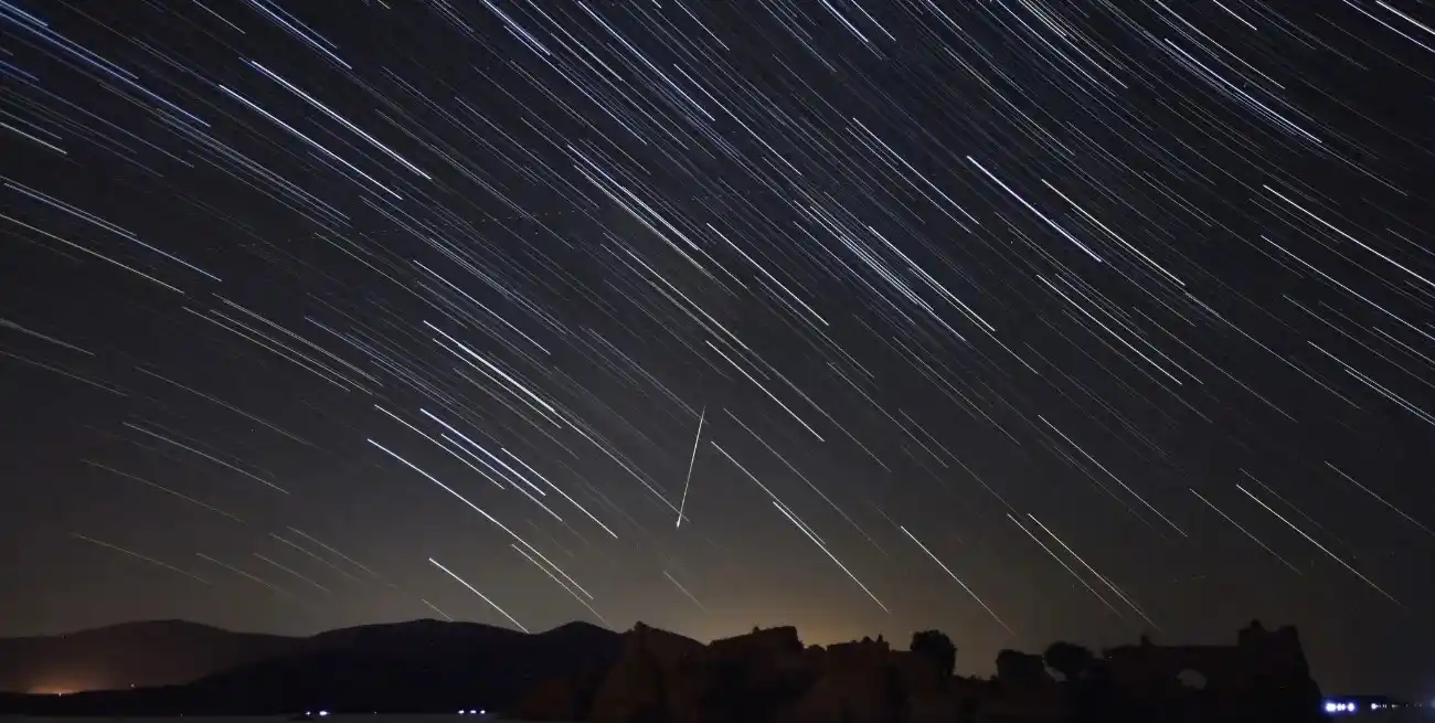 En 2026, el cielo nocturno brindará a los observadores un calendario de lluvias de meteoros.