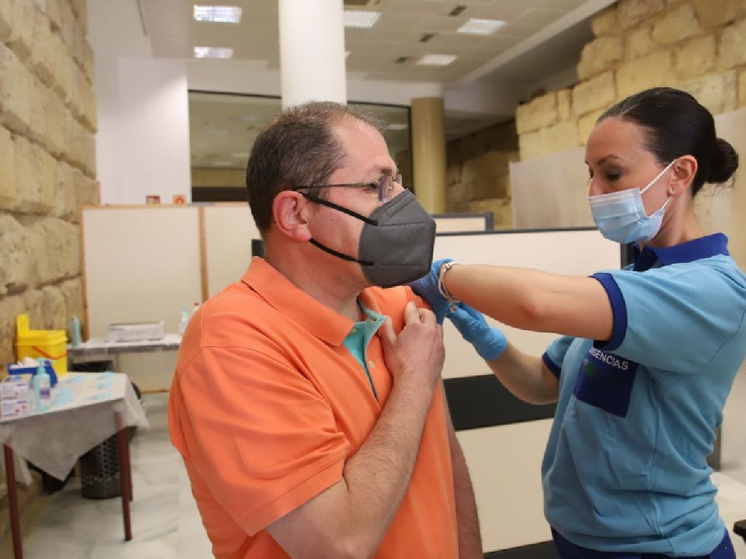 Más de 400.000 personas completaron las dos dosis en Córdoba