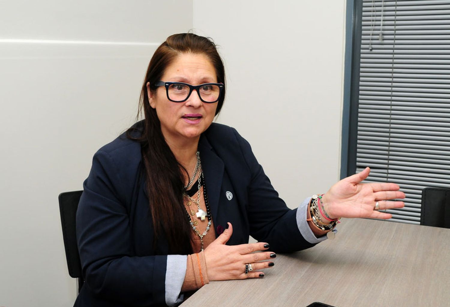 En el Día de la Sanidad, el gremio apunta a la regularización de los empleados de geriátricos