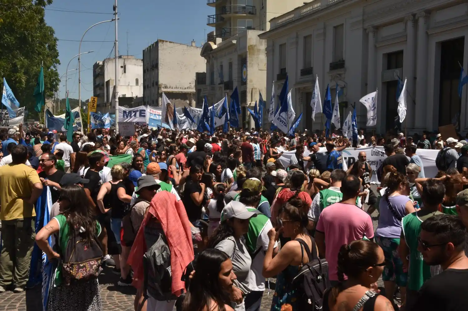 paro general 24 de enero - 19