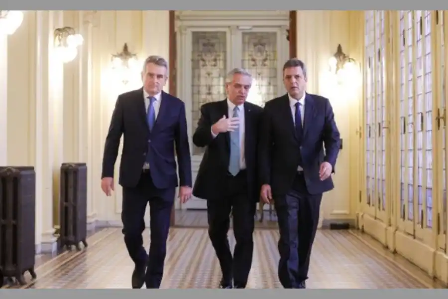 Elecciones 2023: el oficialismo dio a conocer cómo será la boleta de la fórmula Massa-Rossi