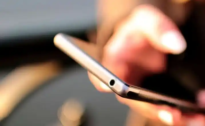 Le arrebató el celular a una joven de 18 años, pero después no tuvo suerte