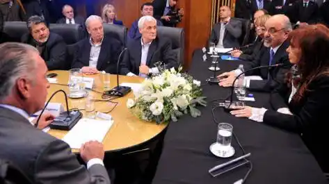 Buscan aumentar el salario mínimo de $4.716