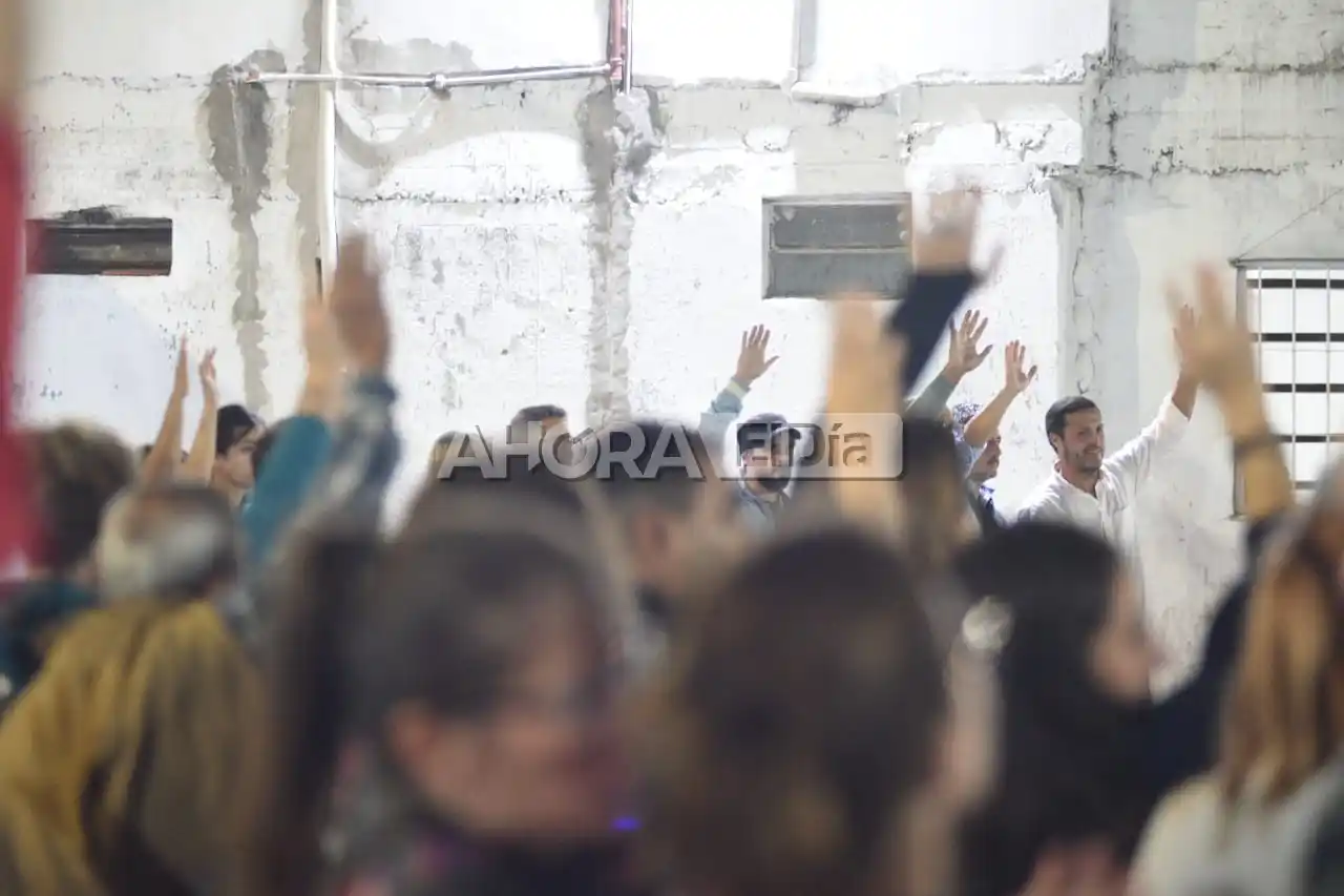 juventud unida asamblea credito joaquin garcia (1).jpg - 3