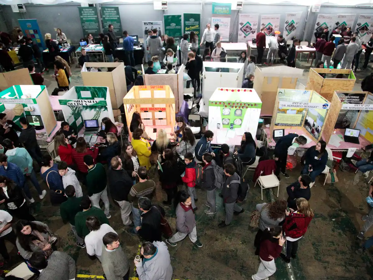 Fería de Ciencias y Tecnología: dos proyectos del Ipet 50 a la instancia provincial