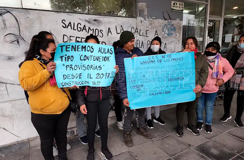 Escuelas rurales: "¿Dónde está concretamente todo ese dinero que llega para educación?"