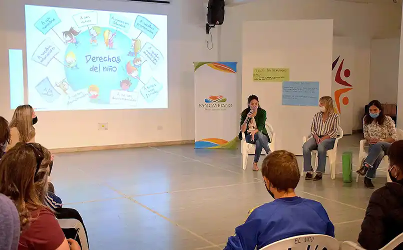 En San Cayetano se realizó una jornada sobre derechos de los niños