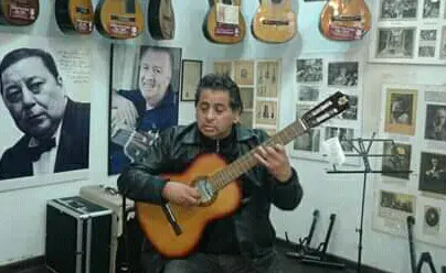 “Homenaje a la guitarra”, a cargo de Marcelo Grau