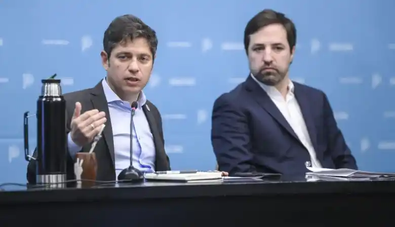 Axel Kicillof junto a Nicolás Kreplak.