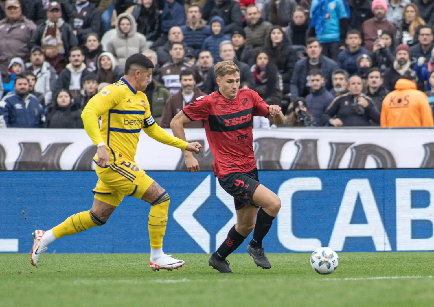 Boca dio un paso en falso en su vista a Platense