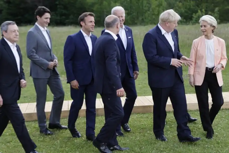El G7 abre la cumbre sobre Ucrania en busca de unidad frente a Rusia