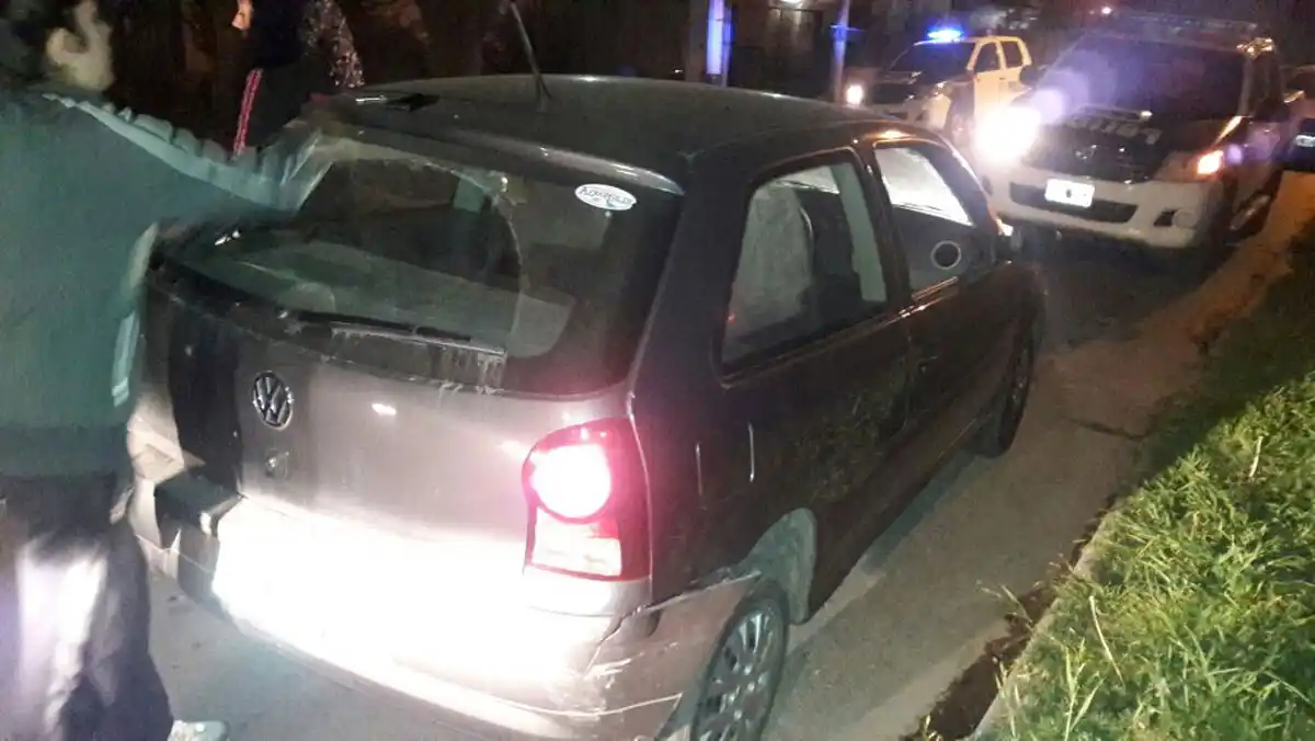 Robaron autos haciéndose pasar por clientas