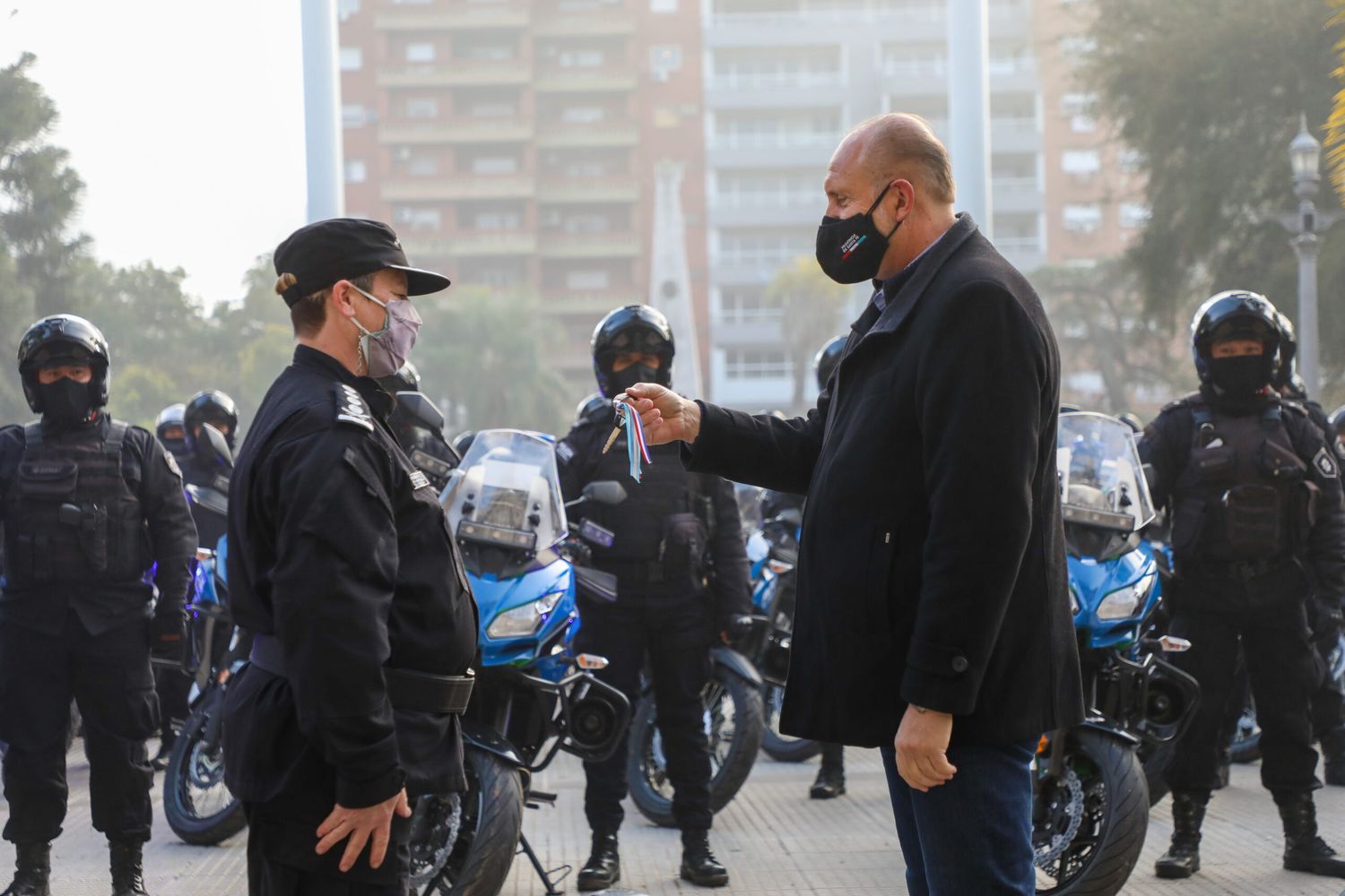 Entregaron 55 motovehículos a la Policía del departamento La Capital