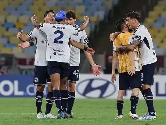 Independiente Rivadavia dio el golpe en Brasil