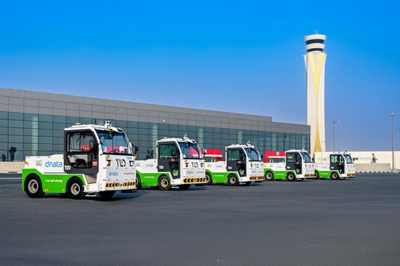Dnata empezó a desplegar vehículos de handling autónomos en sus operaciones aeroportuarias