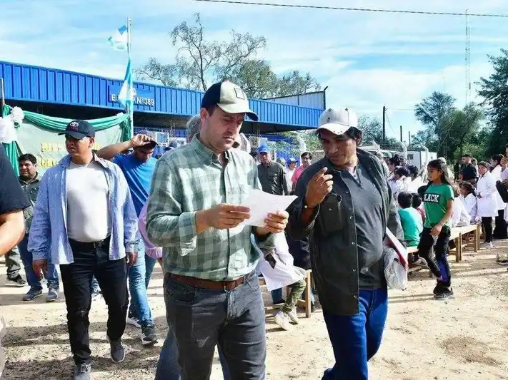 El vicegobernador reafirmó el acceso a los 
servicios esenciales ante el recorte nacional