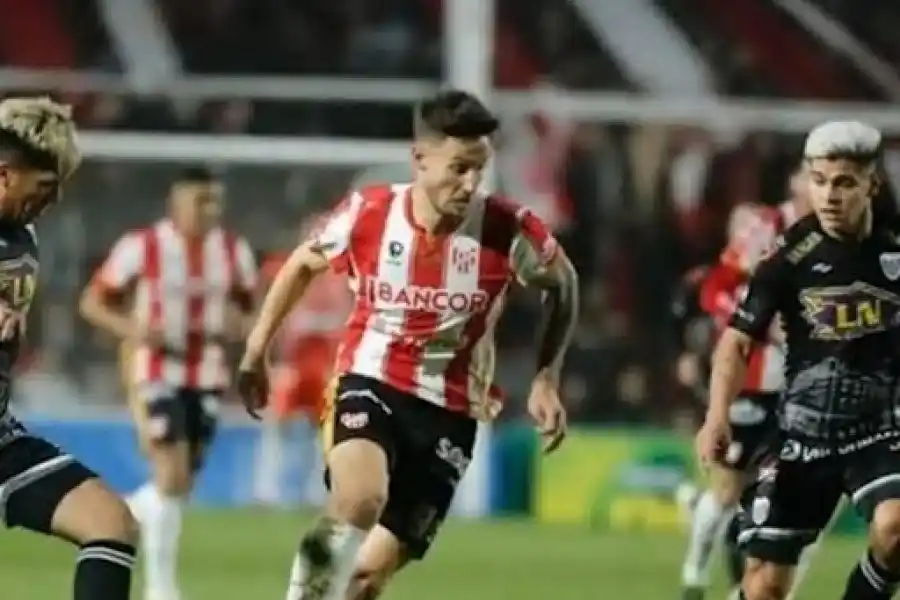 Instituto y Estudiantes (BA ) definen el ascenso a la LPF