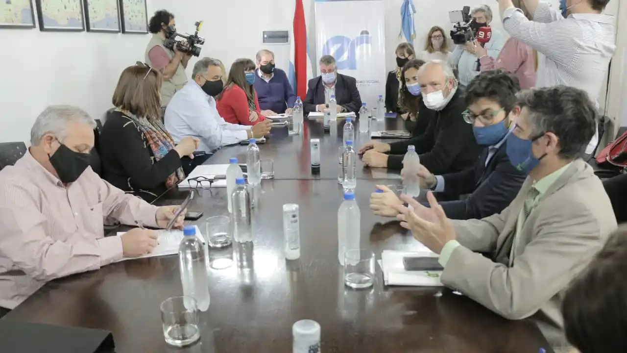 ATE sostiene que la oferta del 10% de aumento que hizo el gobierno "es mezquina"