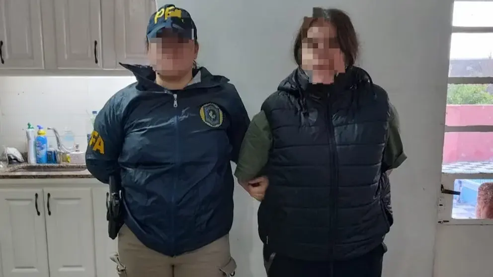 Yanina Alvarado, la hermana del capo narco durante otra de sus detenciones