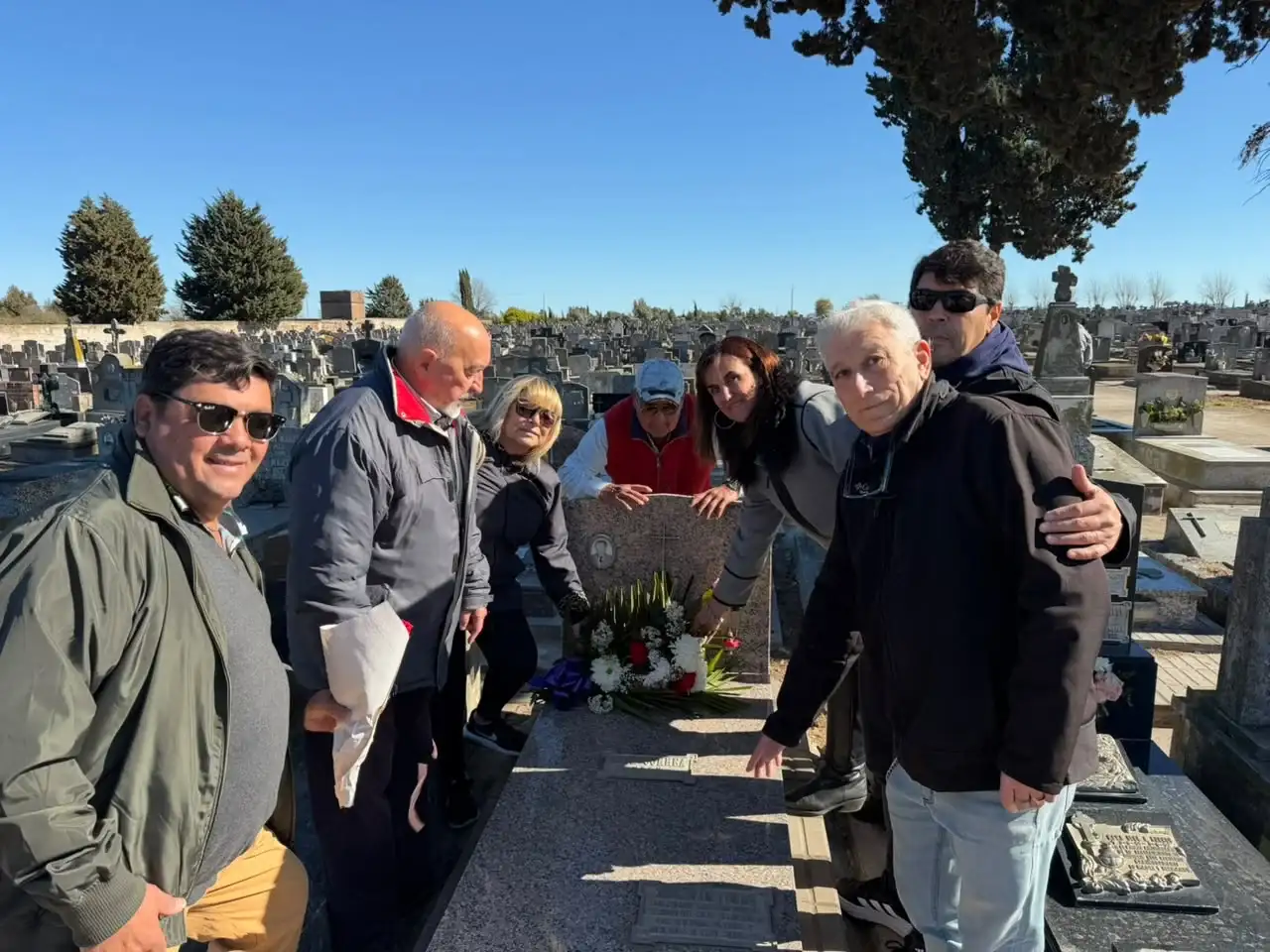 Homenaje a Raúl Correa