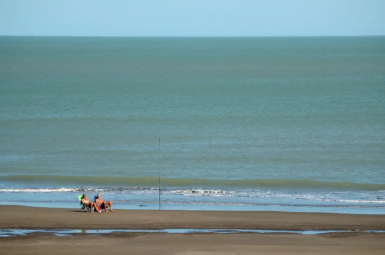 Encuentran muerto al joven que era buscado luego de que ingresara al mar en Monte Hermoso.