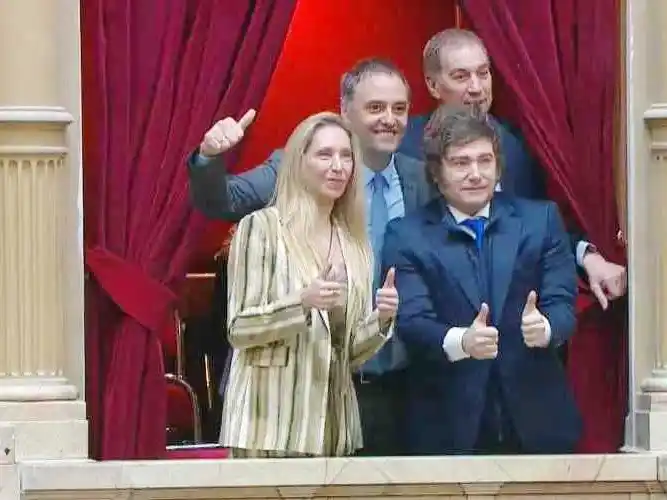 Milei prepara el llamado a extraordinarias y 
planifica la actividad oficial en vacaciones