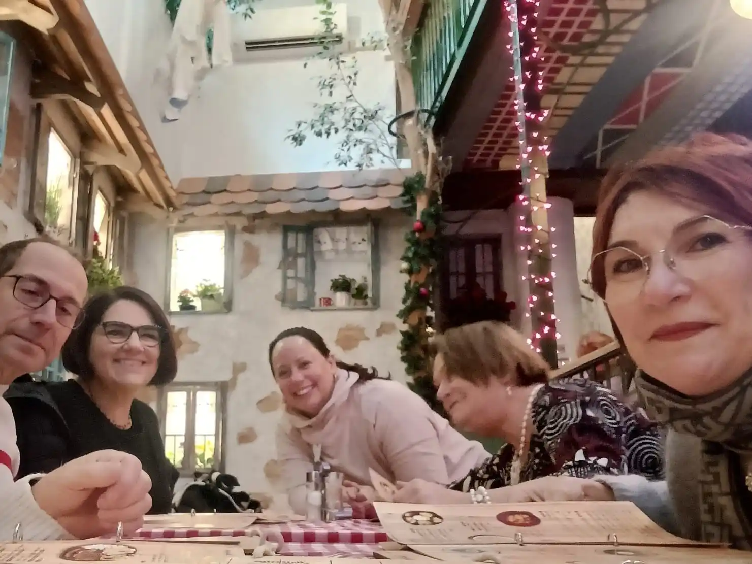 Gualeyos por el Mundo y las Fiestas Navideñas