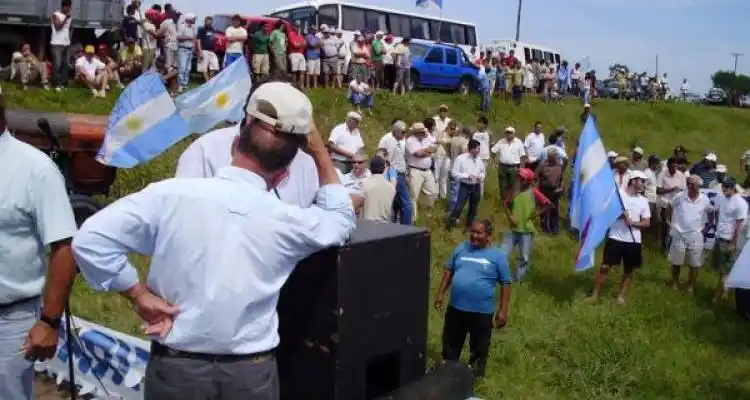 Sociedad Rural de Baradero y San Pedro convocan a resistir retenciones en la Ruta 9