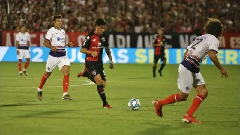 Aníbal Moreno pone el 1 a 0 ante San Lorenzo