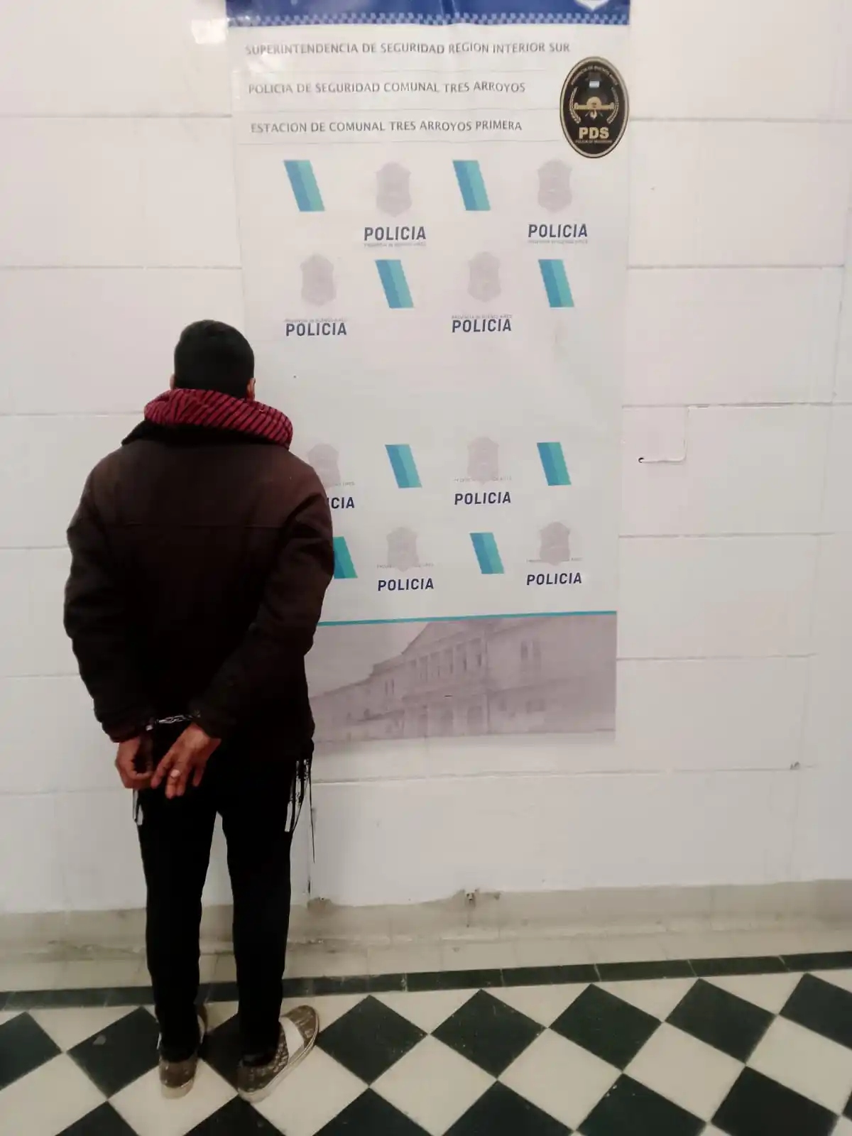 Robaba picaportes en calle Solís y fue aprehendido