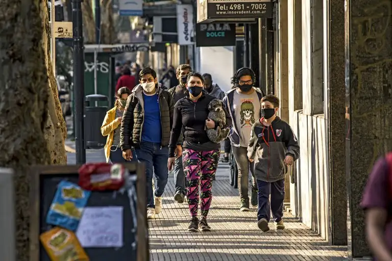 Argentina, a punto de quedar entre los 10 países del mundo con más contagios de coronavirus