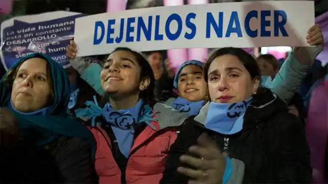 La despenalización del aborto, cada vez más cerca del rechazo en el Senado