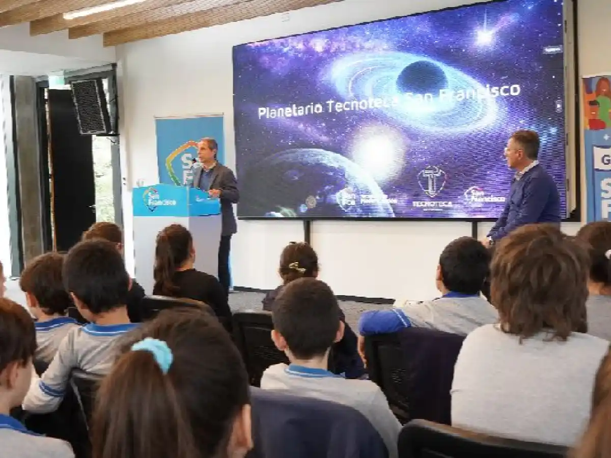 Se inauguró el moderno planetario de la Tecnoteca