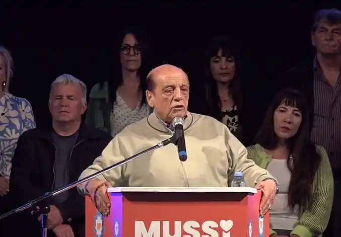 Juan José Mussi en el cierre de campaña