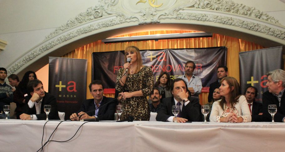 La "Tigresa" Acuña contra Curto: "Si no le gusta mi cara, me va a tener que ver"