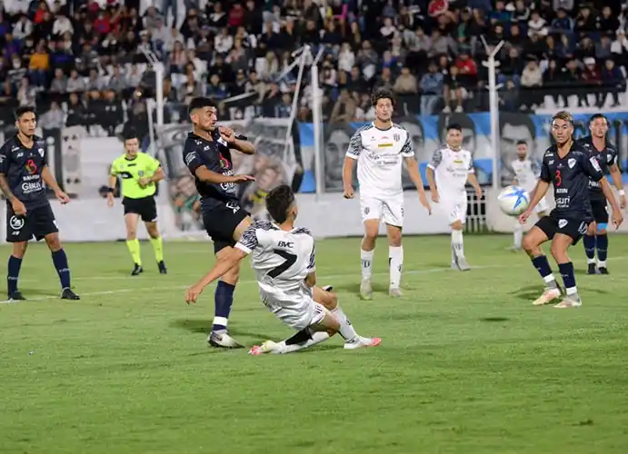 Sueño roto. Independiente (SC) eliminado
