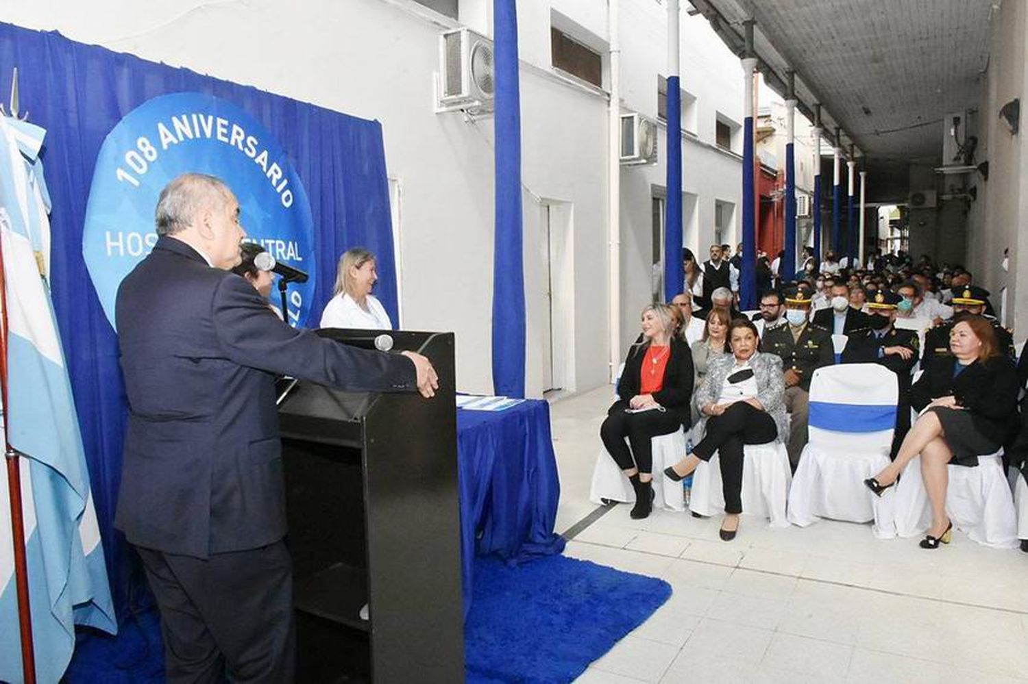 Con la presencia del ministro Gómez el 
hospital Central evocó su 108.º aniversario