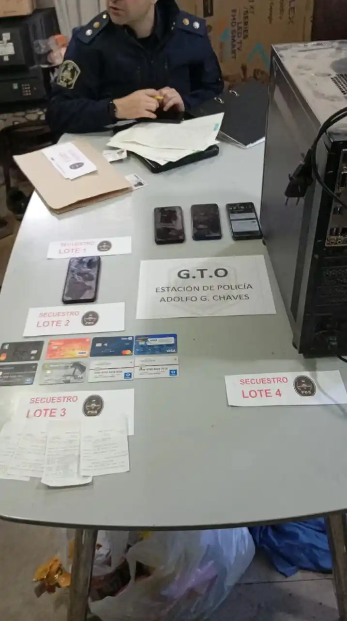 Allanamiento positivo en Necochea por un caso de estafa virtual