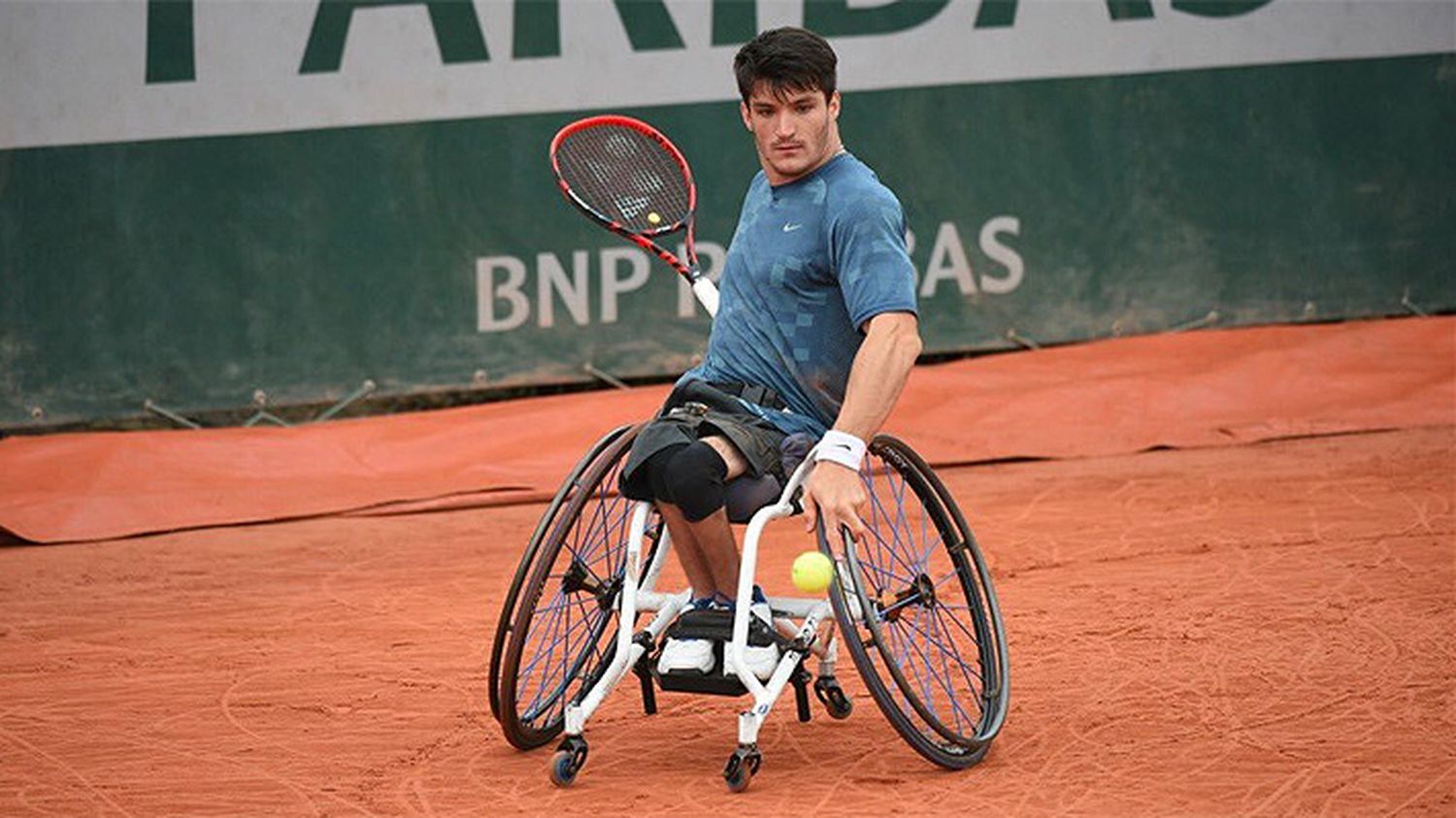 El tenista argentino Gustavo Fernández se coronó en Roland Garros y volvió a la cima del ranking