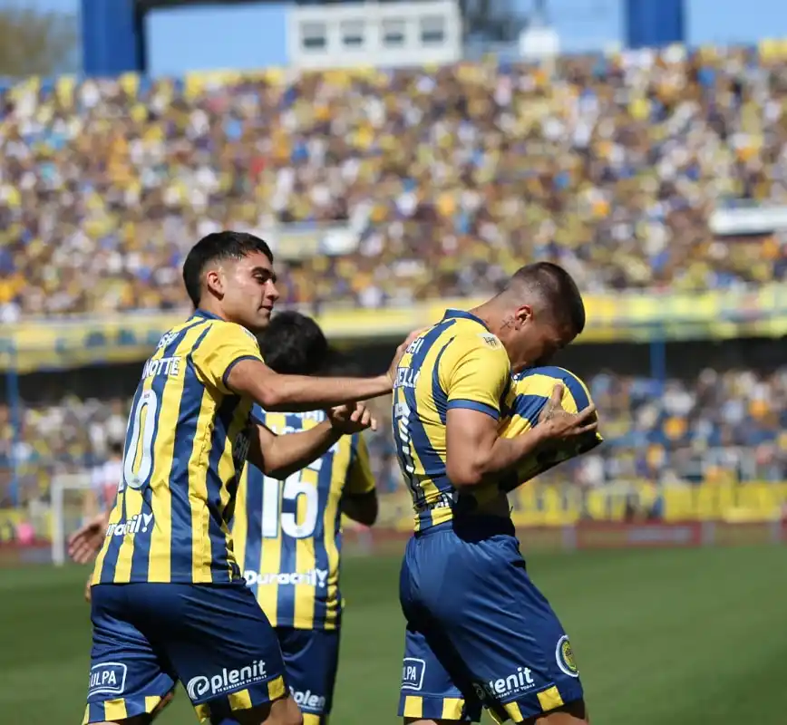 Rosario Central se hizo fuerte en el Gigante y le ganó a Talleres