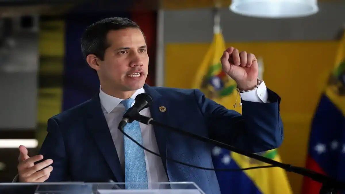 ¿LLÁMALO DICTADOR? Lo que Guaidó quiere que el embajador de Colombia le diga a Maduro