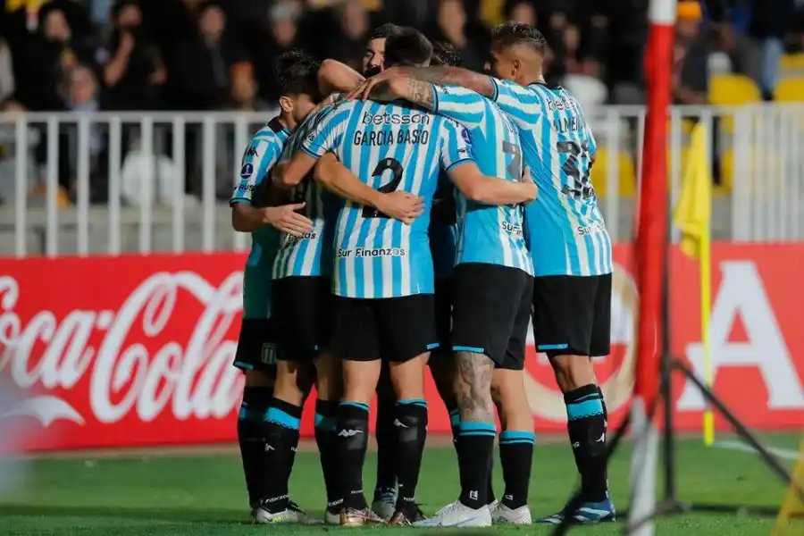 Racing y Belgrano con victorias de visitante por la Sudamericana