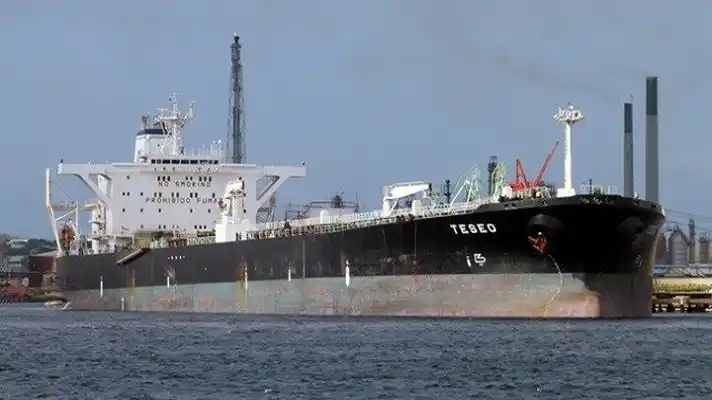 ESCONDIDO: reparan en Cuba un tanquero de Pdvsa que sufrió daños en un incendio