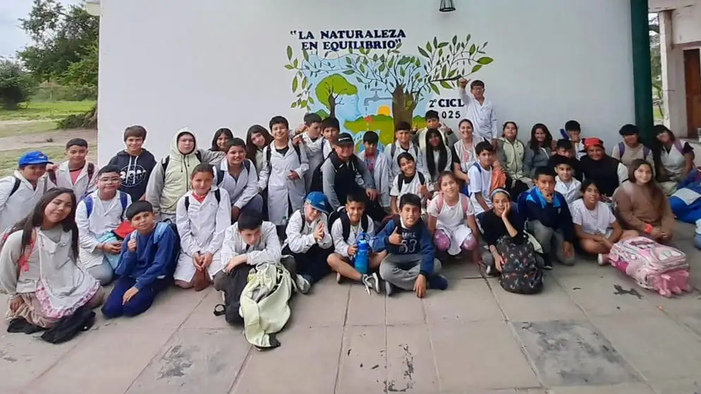 La naturaleza en equilibrio: arte, ciencia y compromiso ambiental en la Escuela Falucho