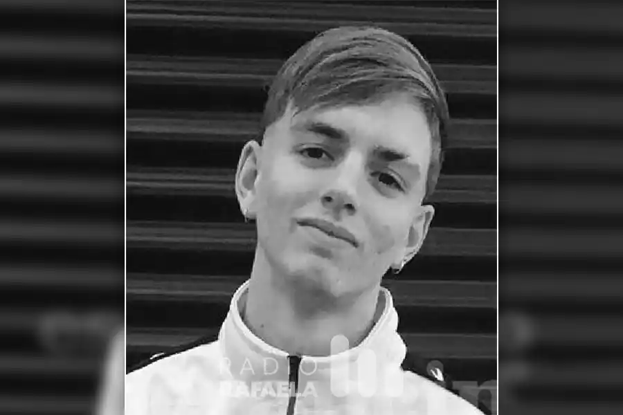 Conmoción en la región por el fallecimiento de un adolescente que murió tras chocar con su motocicleta