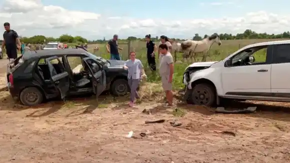 Fatal accidente: un niño y una embarazada murieron en un impacto sobre la ruta 59